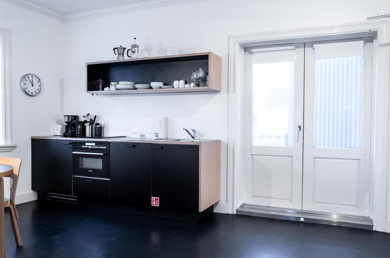 Luna Apartments - Laugavegur 37 ريكيافيك المظهر الخارجي الصورة